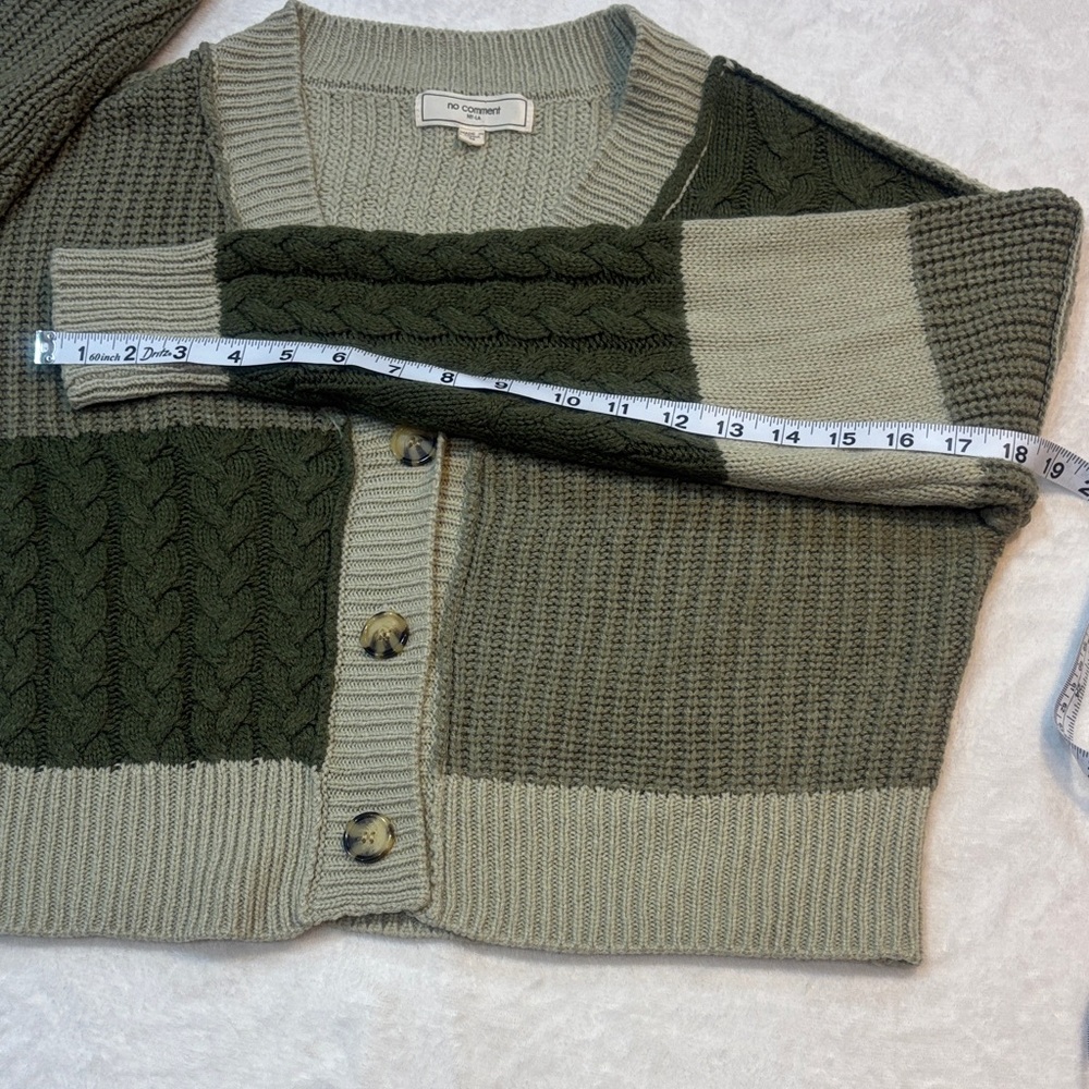 Stylish Two-Tone Knit Cardigan - Picture 6 of 9